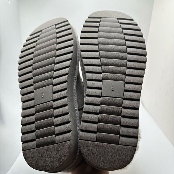 CUSHIONAIRE Women's short pull on boot +Memory Foam 6 GRAY - Picture 5 of 7